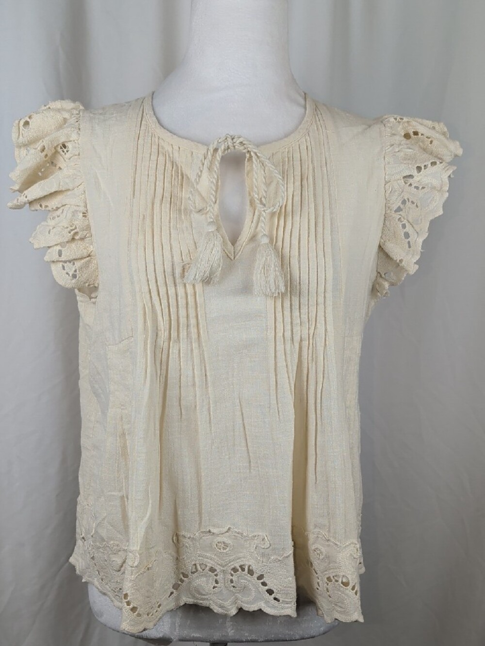🖤 NWT Jennifer & Grace Boho Ecru Pintuck & Lace Top 🖤